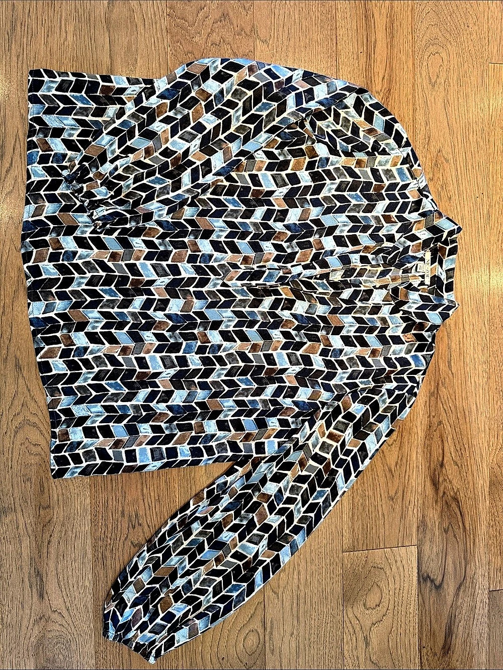 NIC+ZOE Geometric Button Down Blouse in Blue & Black Size Medium